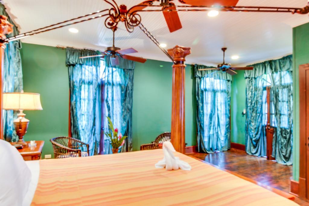 Colonial Suite @ Mahogany Hall 圣伊格纳西奥 外观 照片