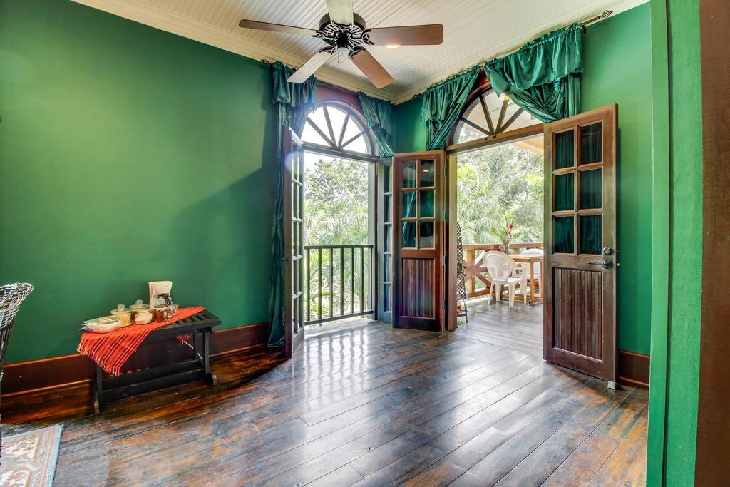 Colonial Suite @ Mahogany Hall 圣伊格纳西奥 外观 照片